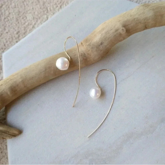 2 LEFT! Pearl Threader Earrings Gold Natural Baroque - Picture 6 of 13